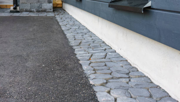 Best Driveway Borders and Edging Pavers in Poplar Cotton Center, CA